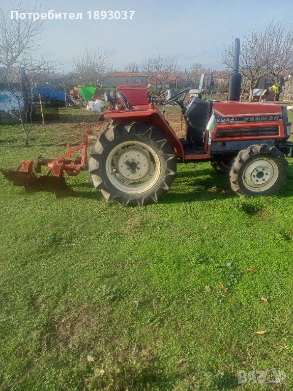 Японски трактор-Янмар, снимка 1