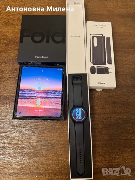 Продавам Samsung Fold 4 512 GB в комплект със калъф,адаптер и часовник Samsung Wacht 5 , снимка 1