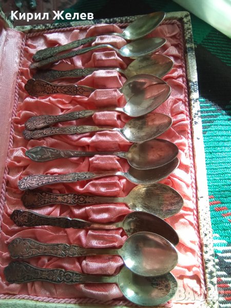 Старинни ПОСРЕБРЕНИ БРОНЗОВИ Богато Орнаментирани РЕТРО ЛЪЖИЦИ комплект 12 бр. в ЛУКС КУТИЯ А1058, снимка 1