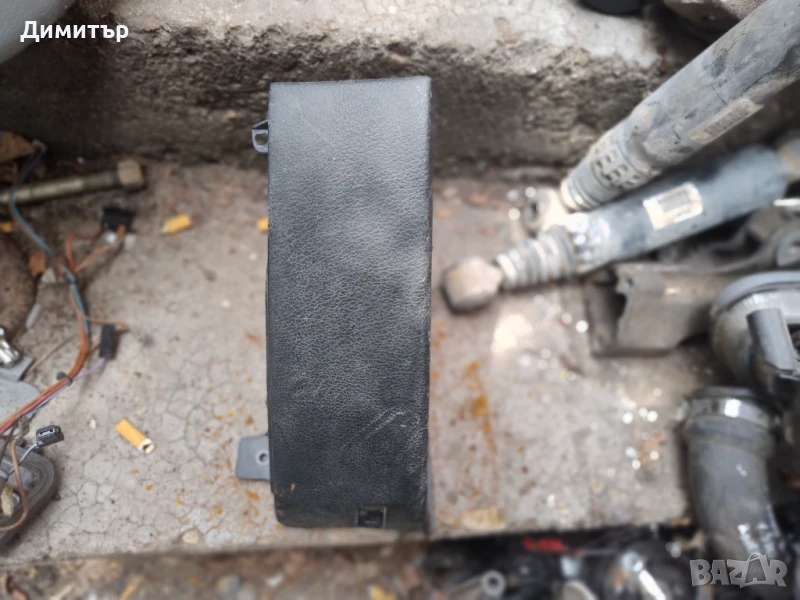 Капак Десен Арматурно Табло За Нисан Примера 1991г / Nisan Primera 1991y, снимка 1