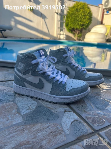 Jordan 1 retro high og hyper royal кецове, снимка 1