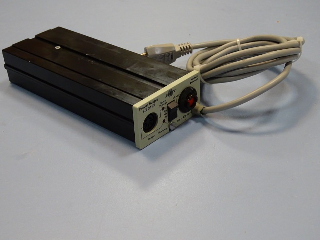 Bruel & Kjaer Charger For 12 Nicd Cells ZGO 166