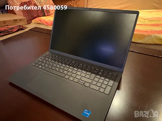 Лаптоп Dell Vostro 3520