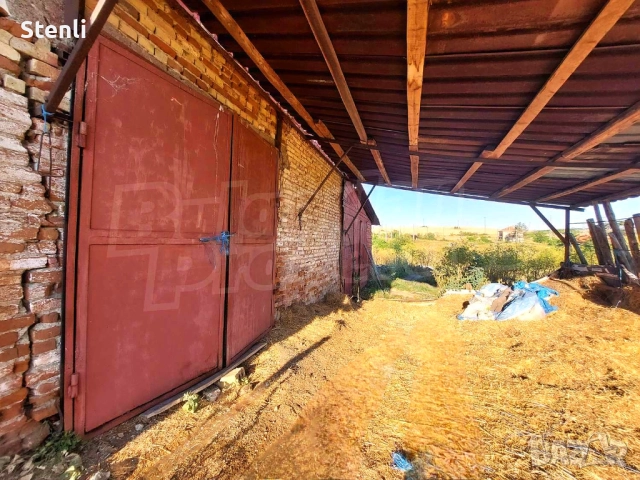 Продавам селскостопански обор - кравеферма, снимка 12 - Складове - 51582395