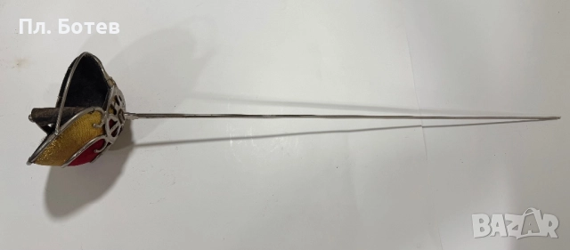 Стара шпага, рапира, сабя, остриете