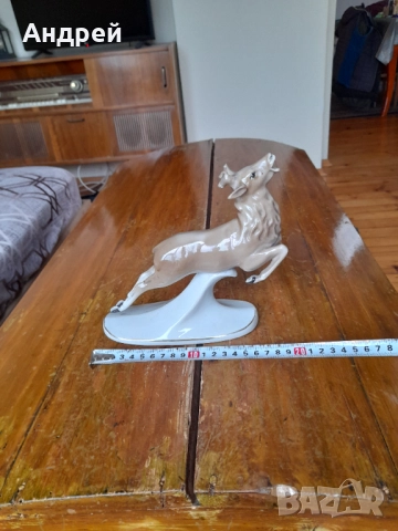 Стара Порцеланова фигурка Елен, снимка 3 - Други ценни предмети - 51868864