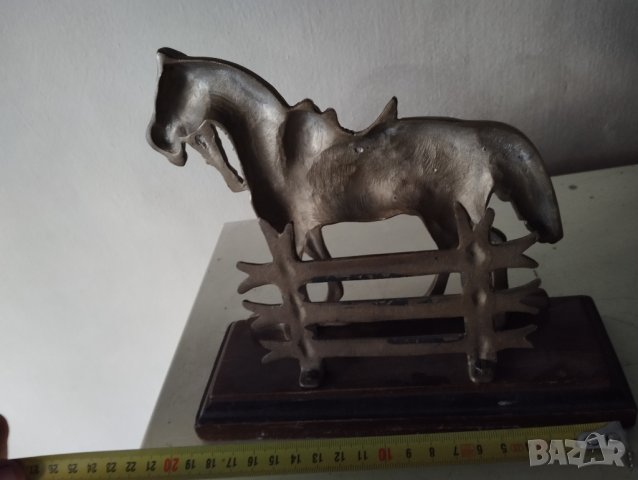 месингов салфеетник-кон, снимка 4 - Други ценни предмети - 41815413