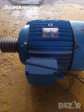 Електромотор , снимка 3 - Електродвигатели - 47647702