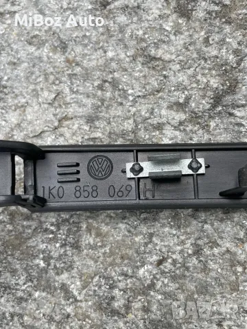 Пластмаса централен панел Фолксваген Голф 5 VW Golf, снимка 2 - Части - 50183558