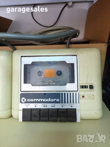 Касетофон за запис на програми и игри за Commodore 64, снимка 2 - Антикварни и старинни предмети - 55795159