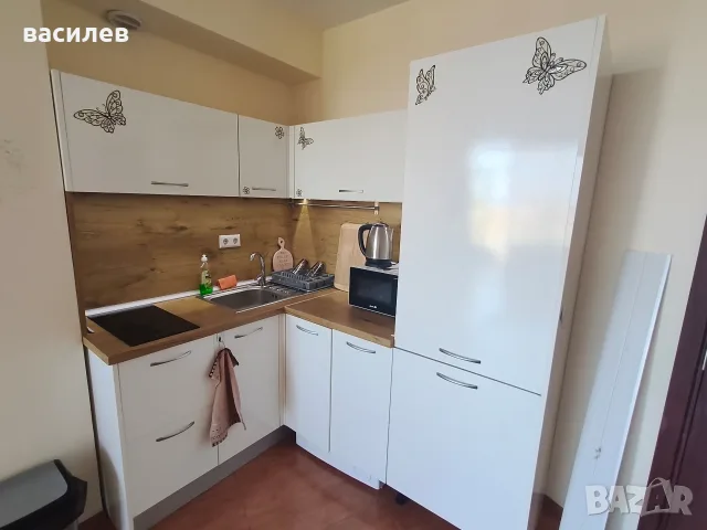 Кухня  ъглова бял гланц , снимка 6 - Кухни - 55877169