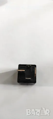 Оригинални релета и предпазители , снимка 13 - Части - 48738024