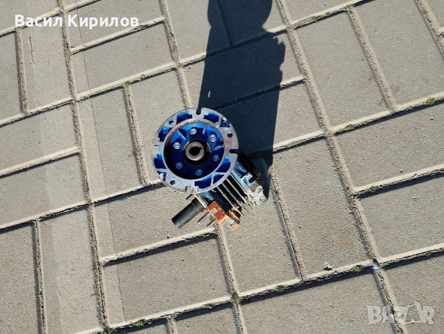 Редуктор 1 към 10, снимка 3 - Други инструменти - 53830384