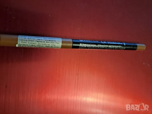 Молив за устни Essence 8h mate comfort кафяв, снимка 1