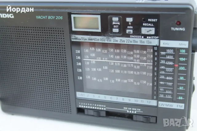 Радио ''Grundig Yacht Boy 206'' , снимка 4 - Радиокасетофони, транзистори - 50413396