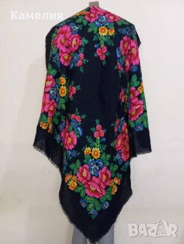 Руски шал , снимка 2 - Шалове - 49517391