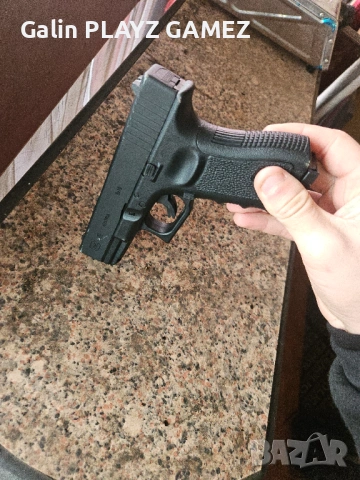 Продавам въздушен пистолет , снимка 8 - Въздушно оръжие - 53396717