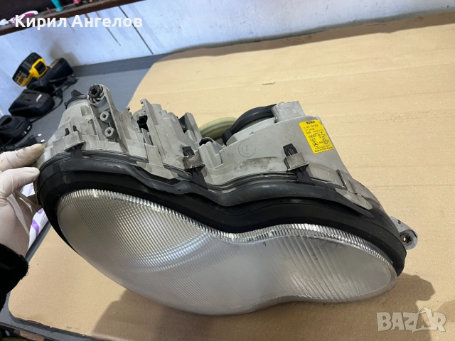 Десен фар за Mercedes C-class W203 (преди фейс), снимка 5 - Части - 53581913