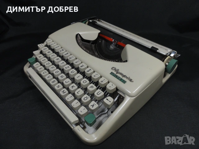 СТАРА РЕТРО ПОРТАТИВНА ПИШЕЩА МАШИНА OLYMPIA SPLENDID 33, снимка 2 - Антикварни и старинни предмети - 53749095