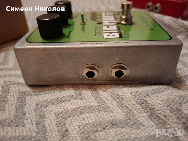 Electro-Harmonix Bass Big Muff Pi – отлично състояние, снимка 2 - Други - 56092482