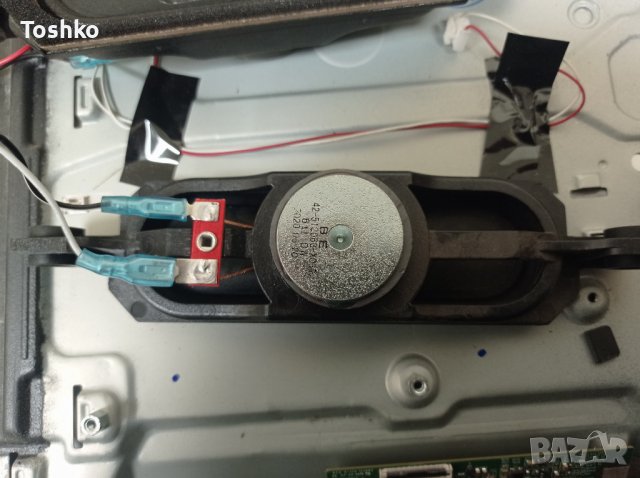 Говорители за ТВ TESLA 32T320SHS, снимка 4 - Части и Платки - 39376460