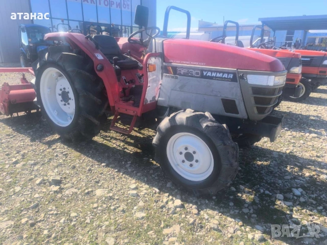 Японски трактор, снимка 4 - Селскостопанска техника - 53781658