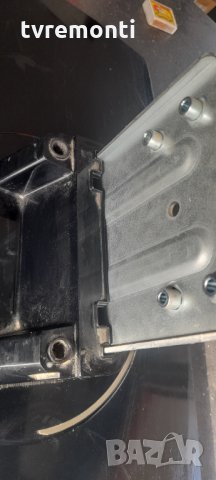 оригинална стойка телевизор LG модел 37LF65, снимка 3 - Стойки, 3D очила, аксесоари - 35817202