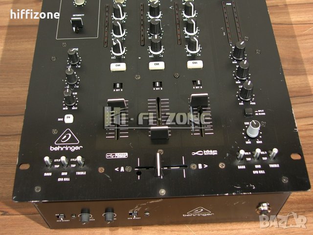  Пулт Behringer nox303 , снимка 5 - Ресийвъри, усилватели, смесителни пултове - 40321193