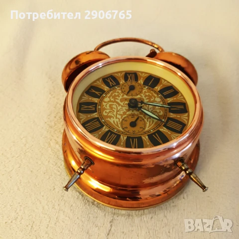 Часовник будилник KIENZLE меден корпус с камбанки работещ, снимка 3 - Антикварни и старинни предмети - 51157049