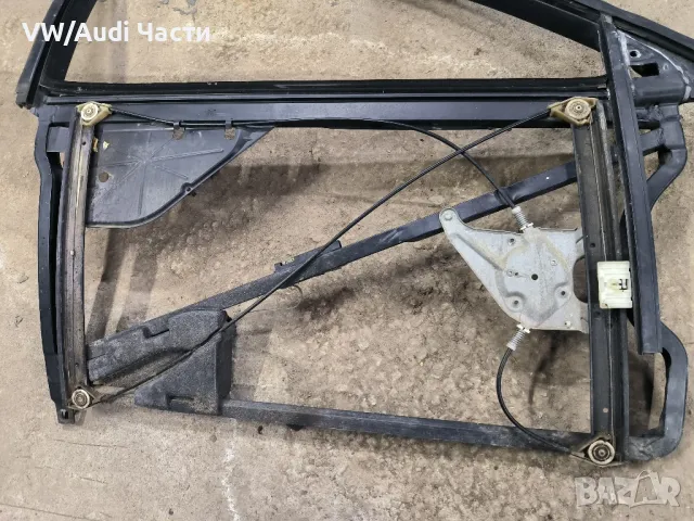 Стъклоповдигач механизъм рамка за предна дясна врата Ауди А3 С3 Audi A3 S3 8L 8L3837754, снимка 2 - Части - 48901160