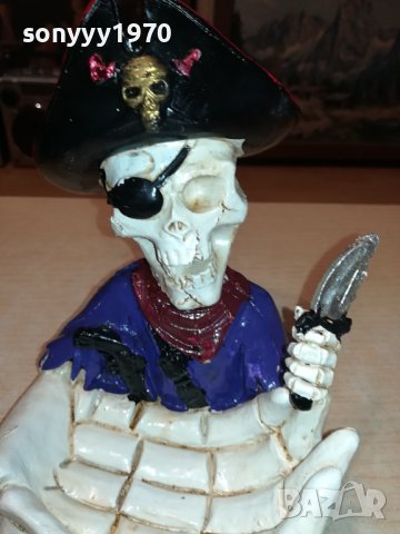 Декоративен пепелник във формата на скелет пират 1308231050, снимка 5 - Колекции - 41840558