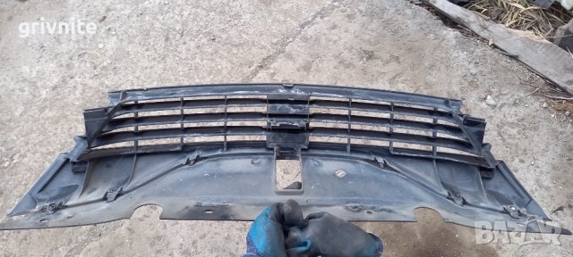 Решетка Renault Laguna II, снимка 2 - Части - 39428490
