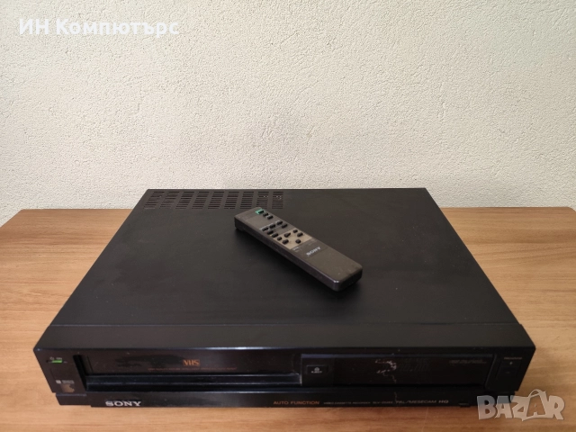 Продавам видео рекордер Sony SLV-252EE, снимка 2 - Плейъри, домашно кино, прожектори - 52861285