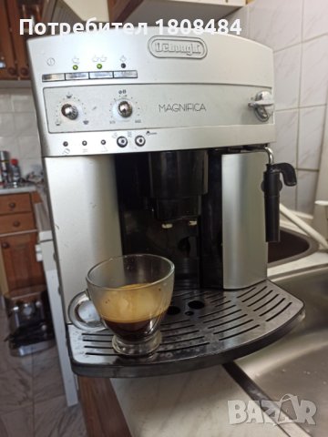 Кафеавтомат Делонги Магнефика, работи добре и прави супер кафе  , снимка 3 - Кафемашини - 41794882