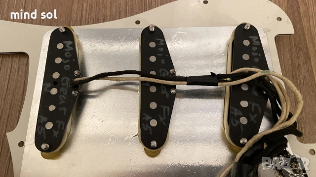 Fender Japan Stratocaster Red ST-460M 1994 with Custom pickups, снимка 18 - Китари - 53691033