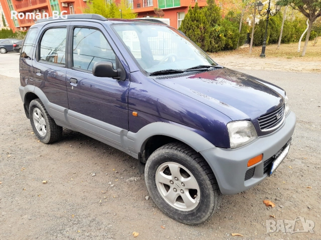 Daihatsu Terios 1.3, 75к.с. 4х4 Перфектен! Газ/Бензин, снимка 3 - Автомобили и джипове - 53126165