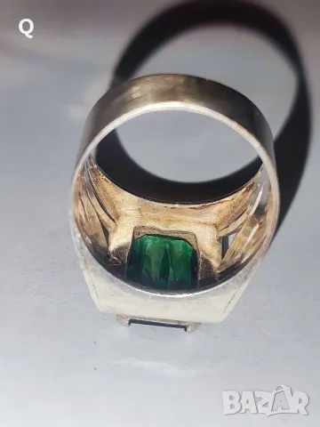 стар сребърен пръстен с Изумруд, снимка 4 - Пръстени - 49237843
