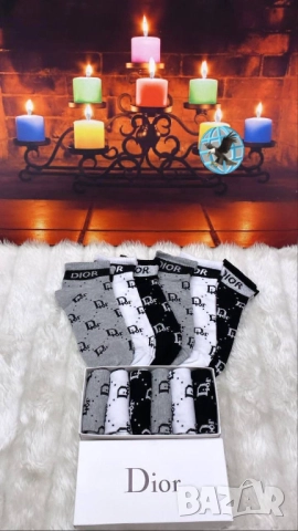 чорапи в кутия nike adidas moschino , снимка 10 - Дамски чорапи - 51445293