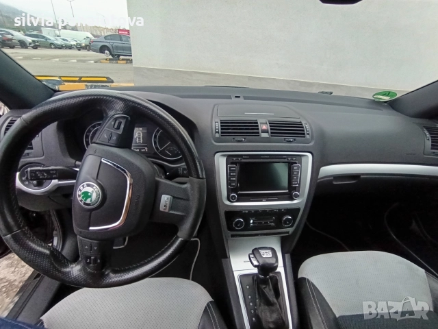 Шкода Октавия комби , снимка 18 - Автомобили и джипове - 52877971