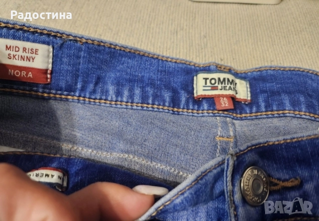 Дамски дънки Tommy hilfiger 26 номер, снимка 4 - Дънки - 52351255
