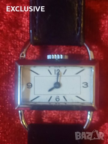 Швейцарски дамски часовник навиващ, снимка 1 - Дамски - 40978779