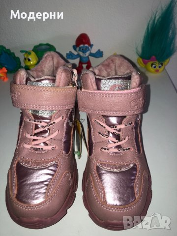 Маратонки, снимка 2 - Детски маратонки - 42683525