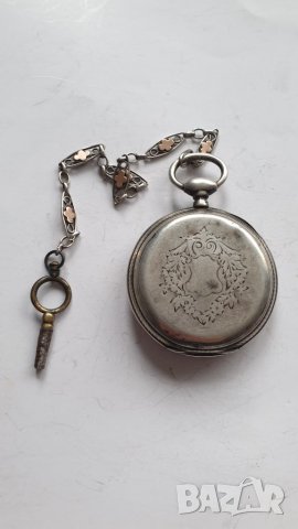 Стар сребърен джобен часовник с ключ, снимка 2 - Антикварни и старинни предмети - 44369462