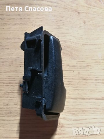 VW Passat Wagon B3 2.0 1992 Дръжка за врата, снимка 2 - Части - 41749092