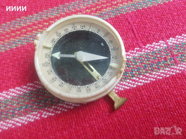 Компас руски механичен, снимка 2 - Антикварни и старинни предмети - 53441300