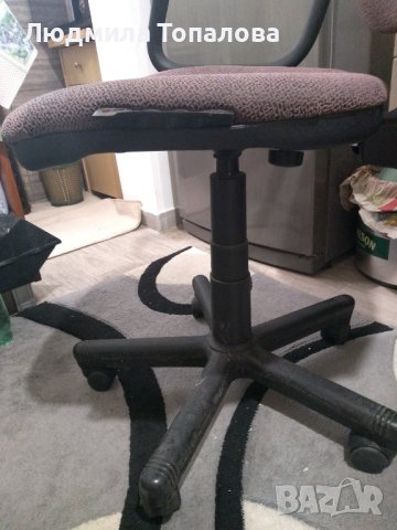 Продавам офис стол, снимка 3 - Столове за офис - 42251165