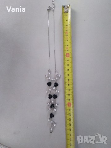 Колие, снимка 3 - Колиета, медальони, синджири - 39525471