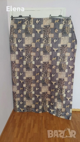 Две тъмни пердета с тежест – 185х135 см