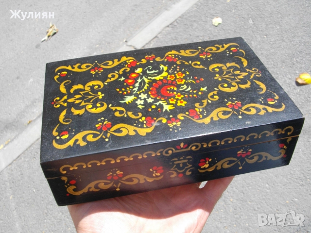 СТАРА РЪЧНО РИСУВАНА КУТИЯ ЗА БИЖУТА СССР, снимка 2 - Антикварни и старинни предмети - 51550823
