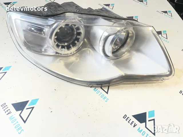 083411126R фар десен от Volkswagen Touareg 2007-2010г.